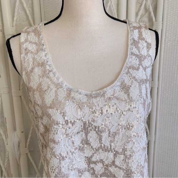 Anthropologie Top Meadow Rue Glimmer Lace Pleat Back Sequin Sleeveless Tank Med - Picture 4 of 16